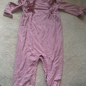 Little sleepy play romper